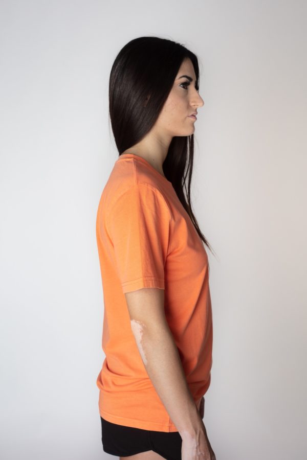 T-SHIRT UNISEX RAINBOW JUSI MELO FLUO, LOGO CATARIFRANGENTE - immagine 6